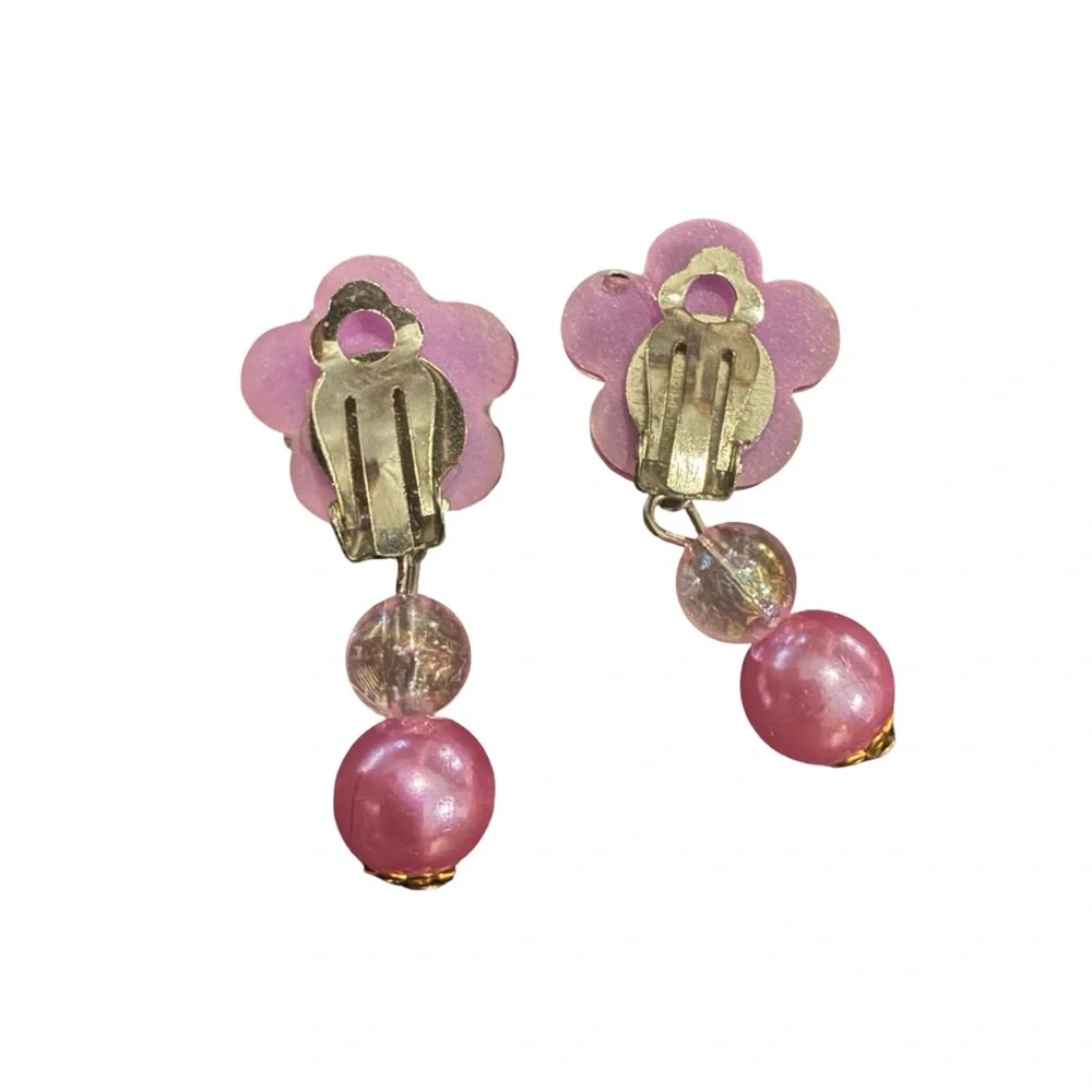 Acrylic Pink Daisy Flower Clip On Earrings Vintage